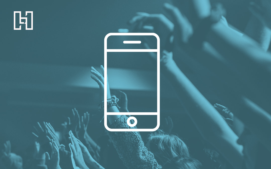 Featured image of crowd and mobile phone icon