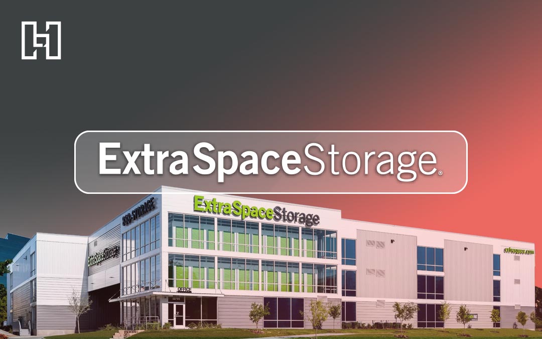 Extra Space Storage facility with company logo in front for case study about the blog's marketing strategy with Hurrdat
